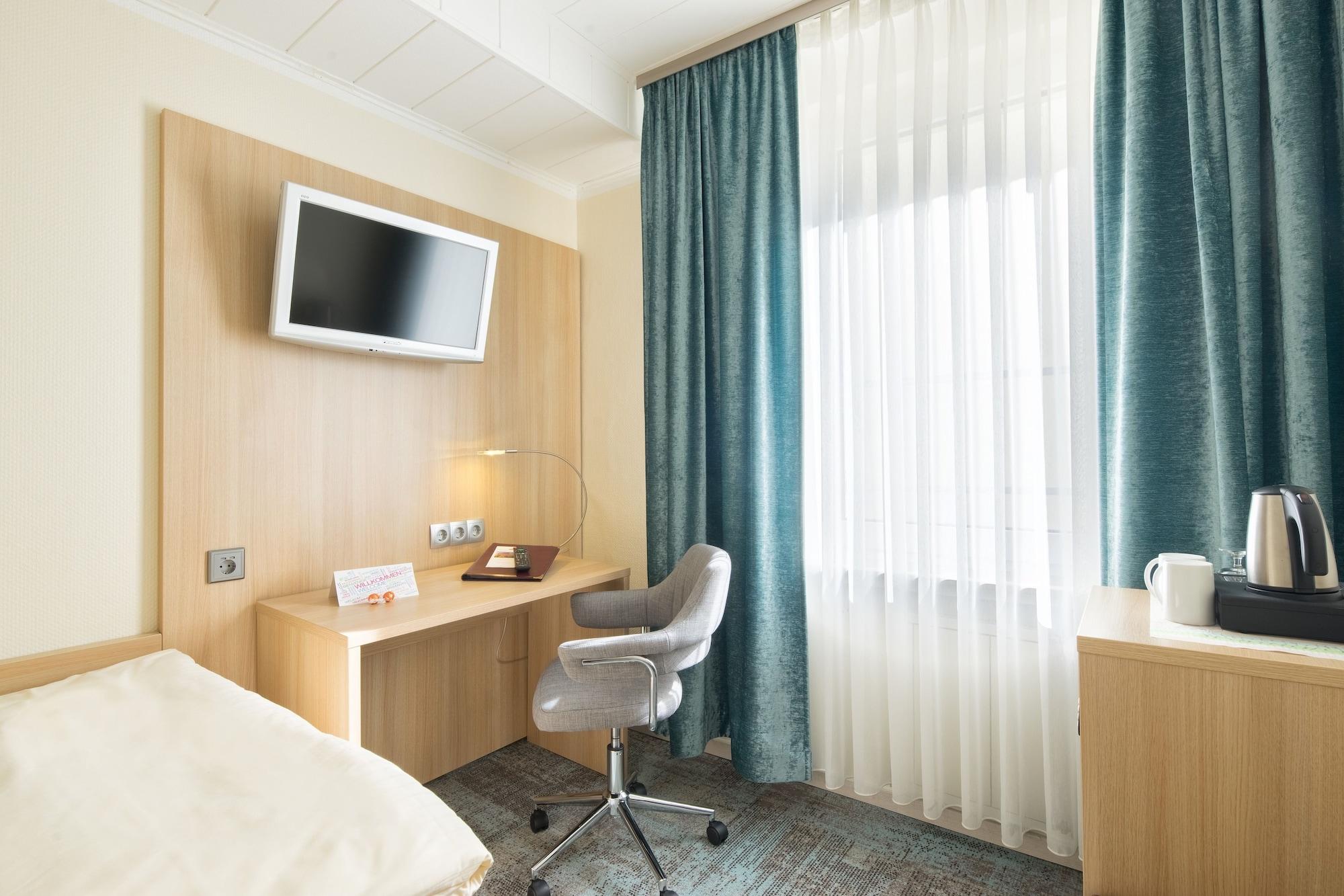 Hotel Koenigshof Hauptbahnhof Superior Дортмунд Экстерьер фото