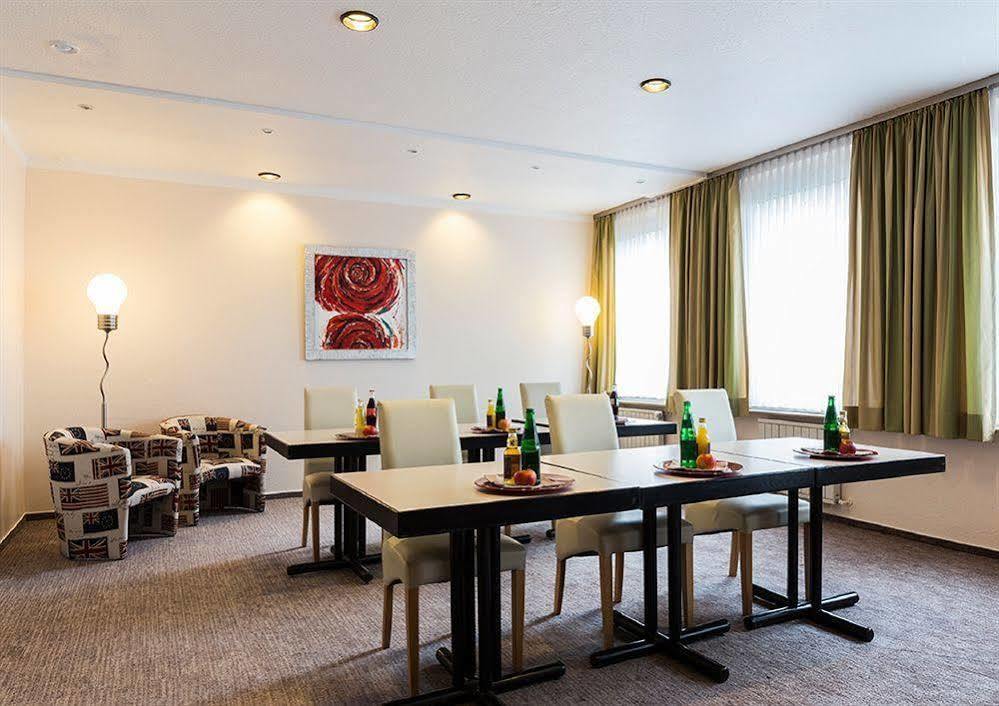 Hotel Koenigshof Hauptbahnhof Superior Дортмунд Экстерьер фото