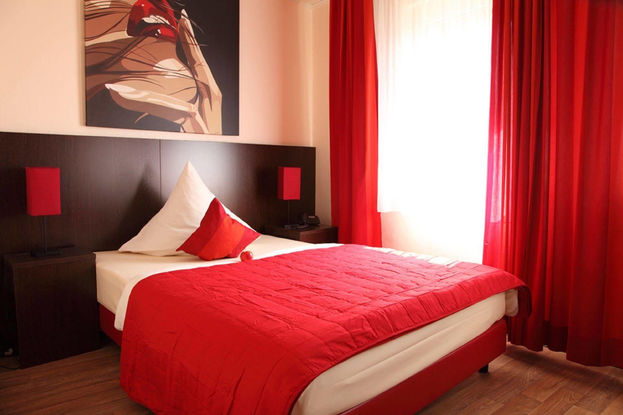 Hotel Koenigshof Hauptbahnhof Superior Дортмунд Экстерьер фото