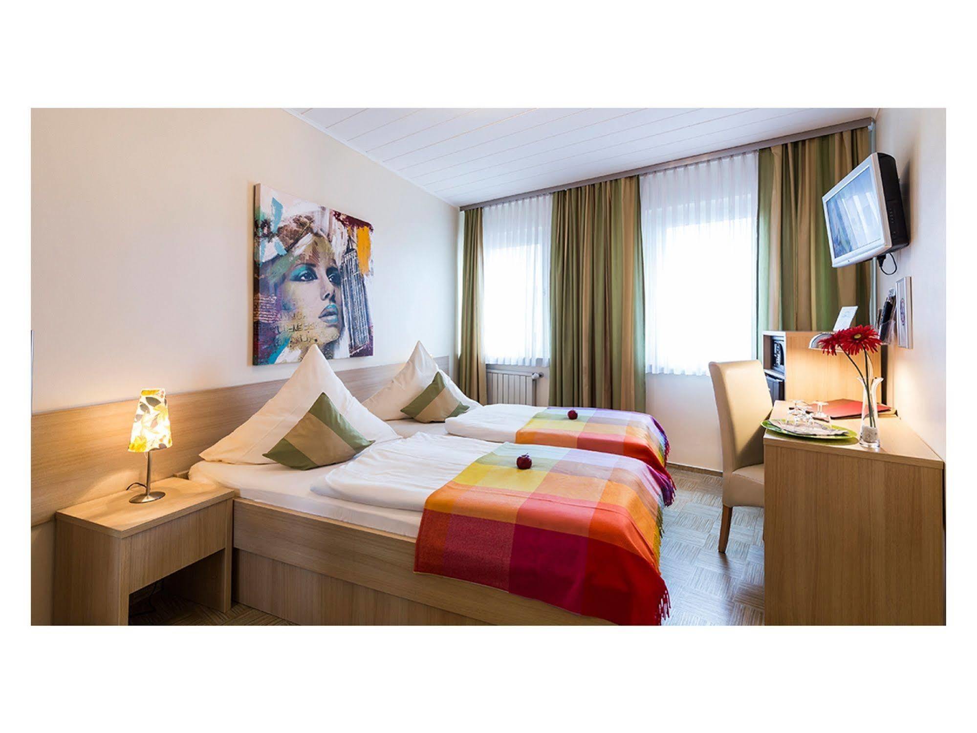 Hotel Koenigshof Hauptbahnhof Superior Дортмунд Экстерьер фото
